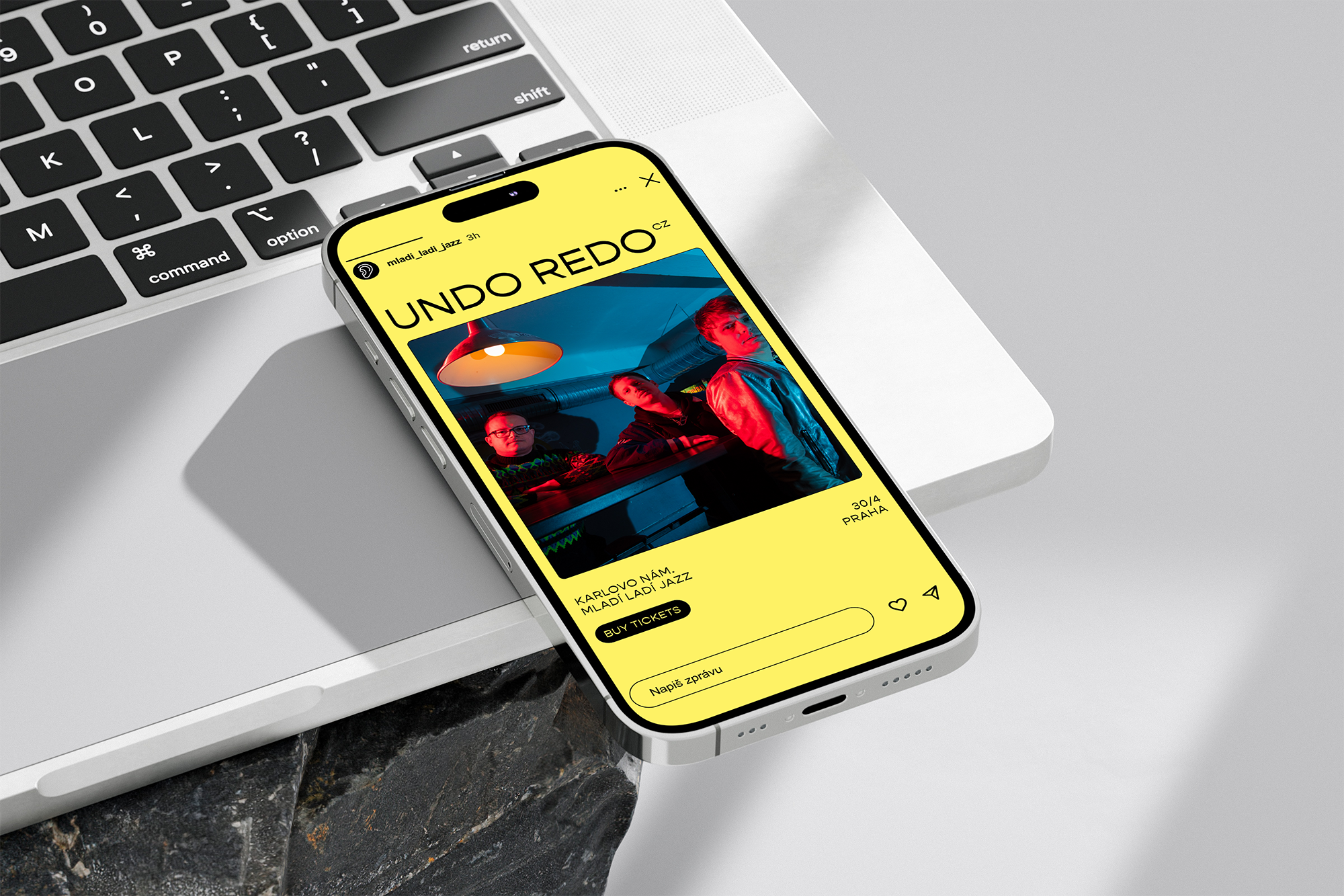 Marketa_Steinert_Mladi_ladi_jazz_openair_phone1